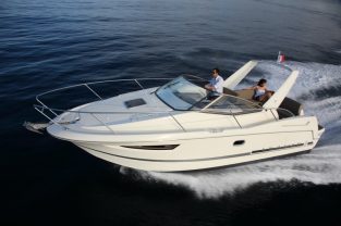 jeanneau leader 8 boat rental